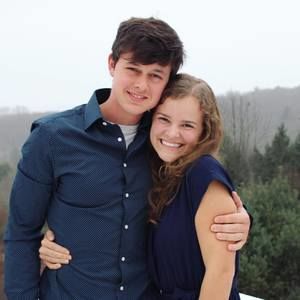 Meet your Posher, Marissa